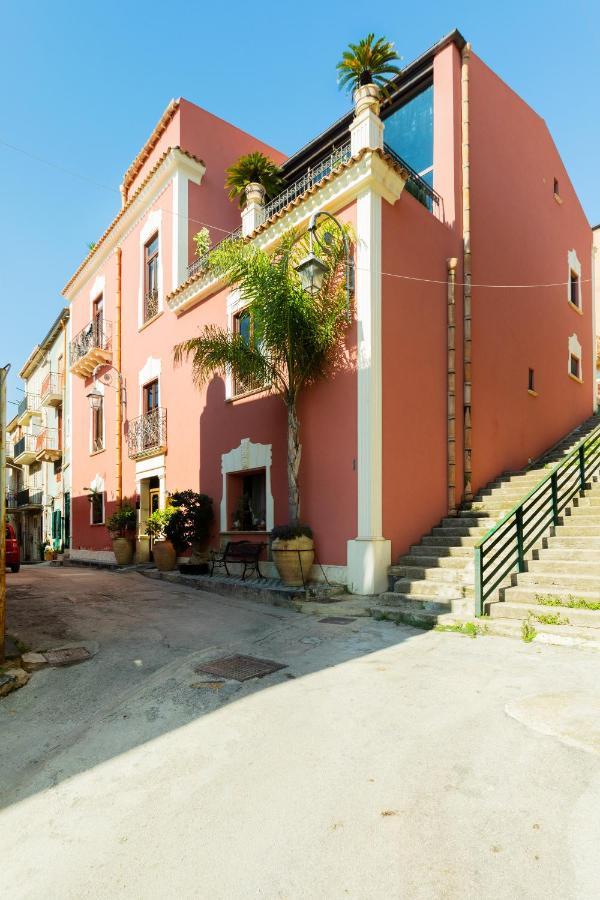 Relais Briuccia E Ristorante Capitolo Primo Hotell Montallegro Exteriör bild