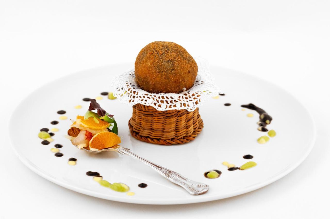 Relais Briuccia E Ristorante Capitolo Primo Hotell Montallegro Exteriör bild